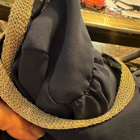 New with out tags Size 16 , Navy top - Picture 5 of 7